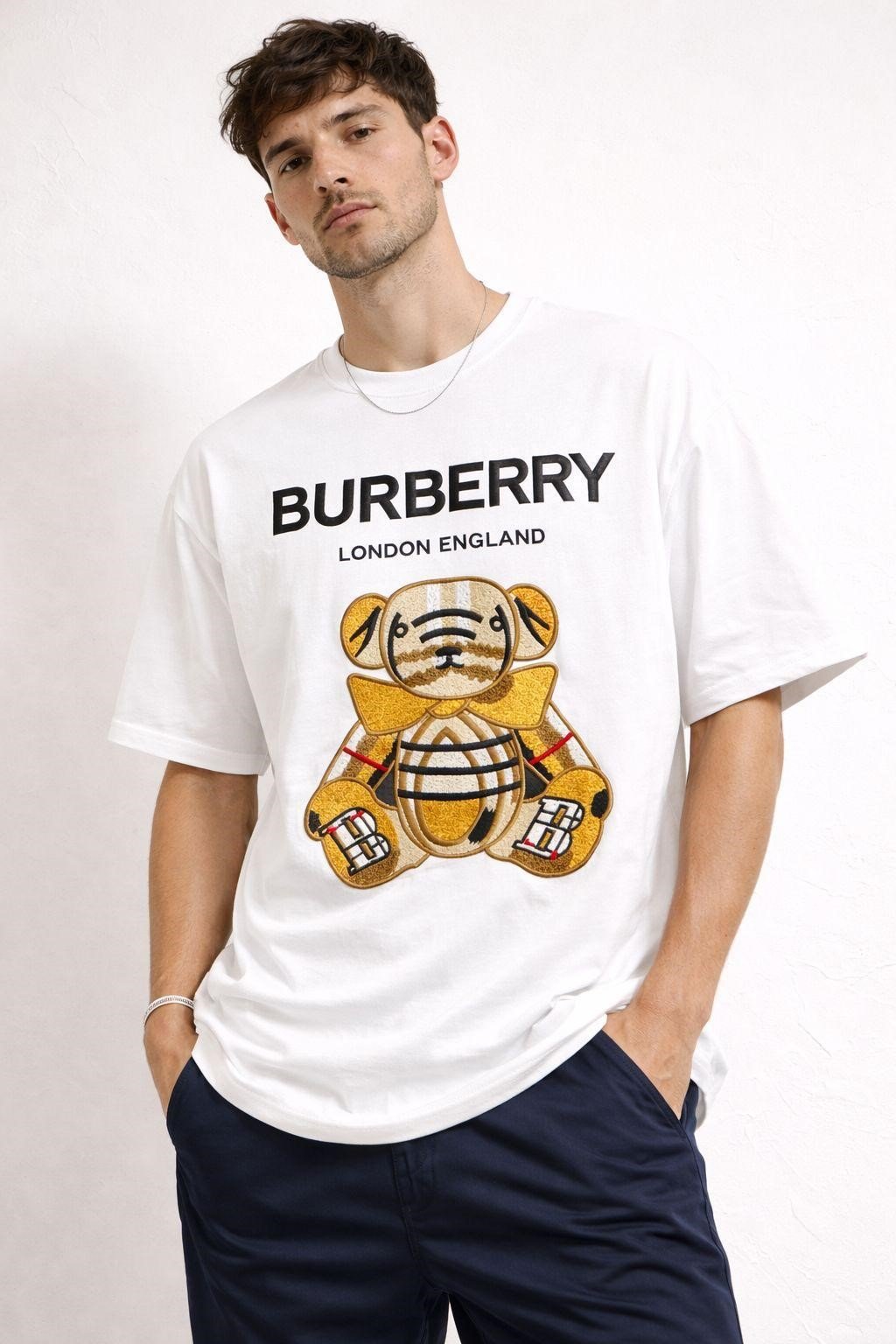 playera oso white